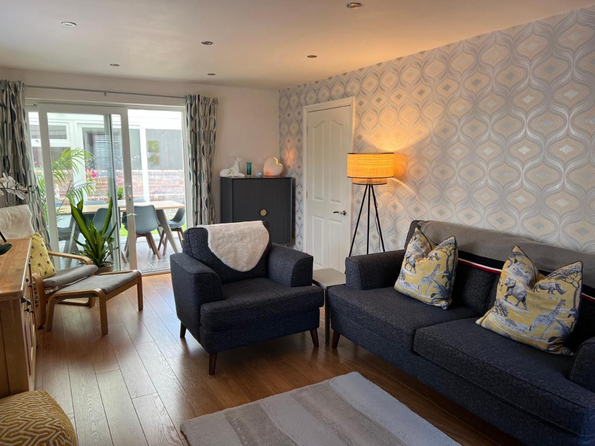 Monty Cottage, Coastal Boutique House Holiday home