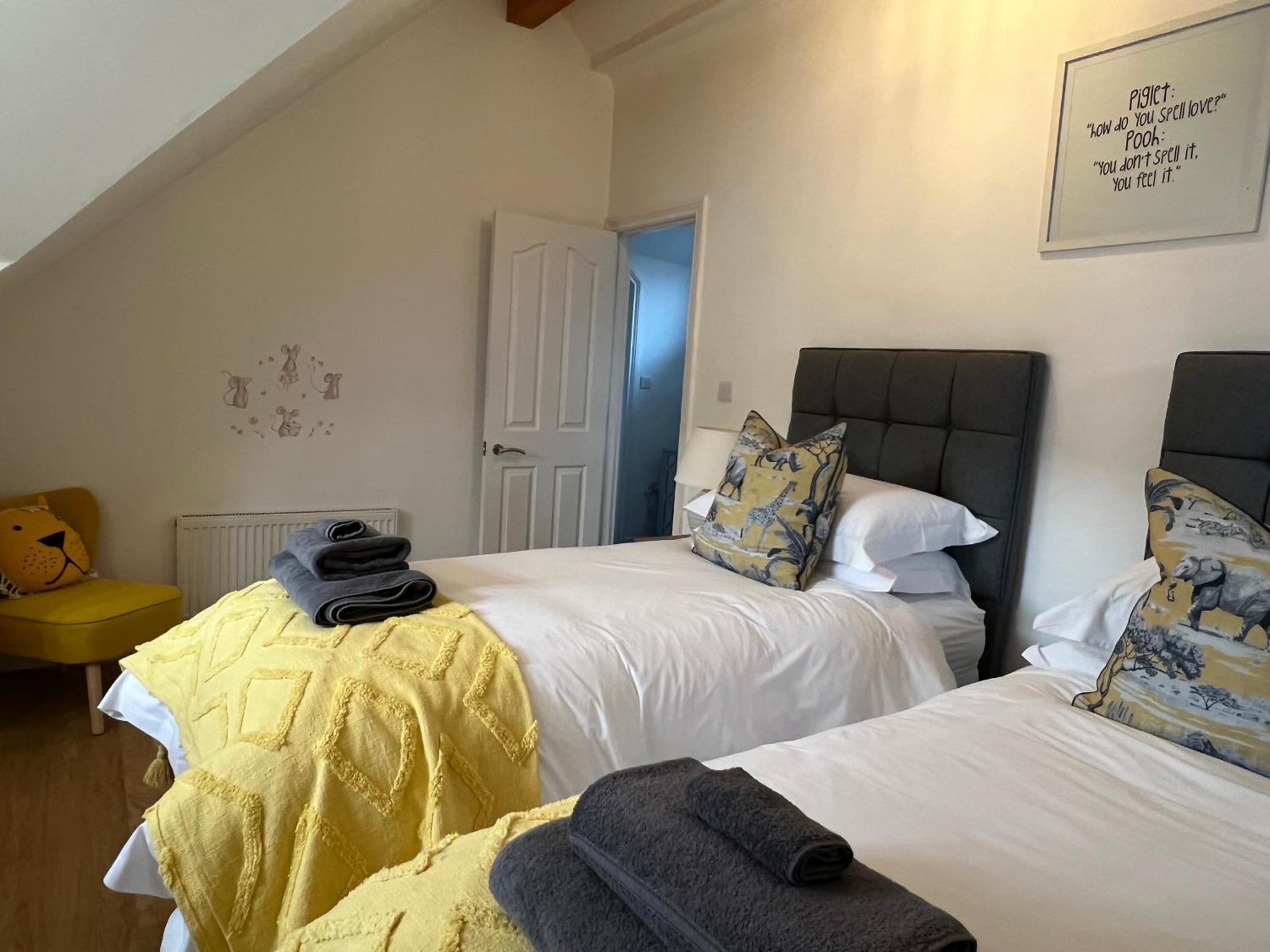 Monty Cottage, Coastal Boutique House Holiday home *