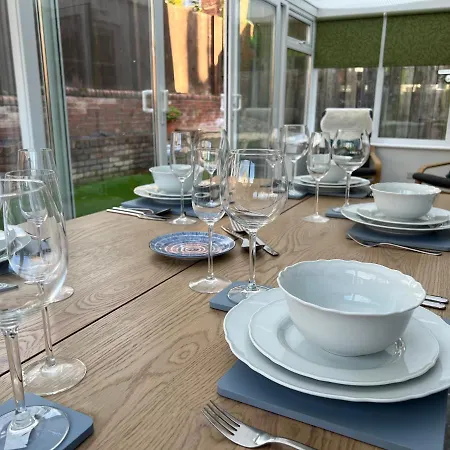 Monty Cottage, Exmouth Coastal Boutique House Exterior photo