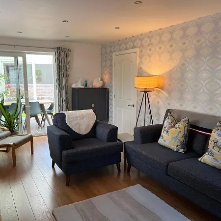 Monty Cottage, Exmouth Coastal Boutique House Exterior photo