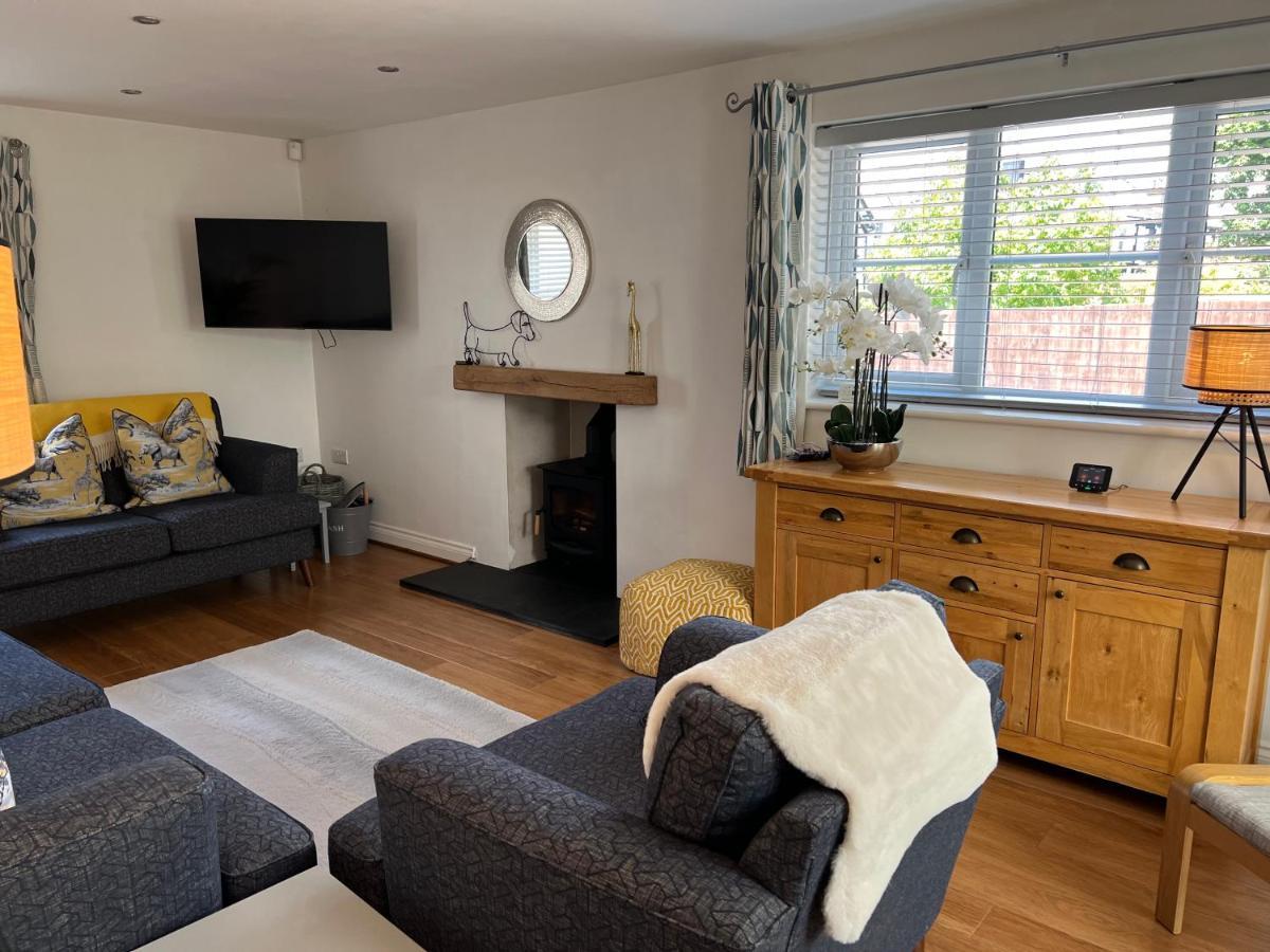 Monty Cottage, Coastal Boutique House Holiday home