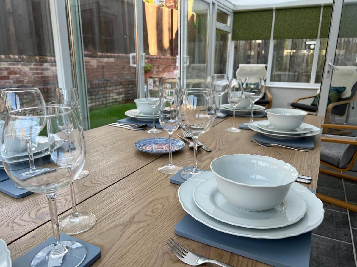 Monty Cottage, Coastal Boutique House Exmouth