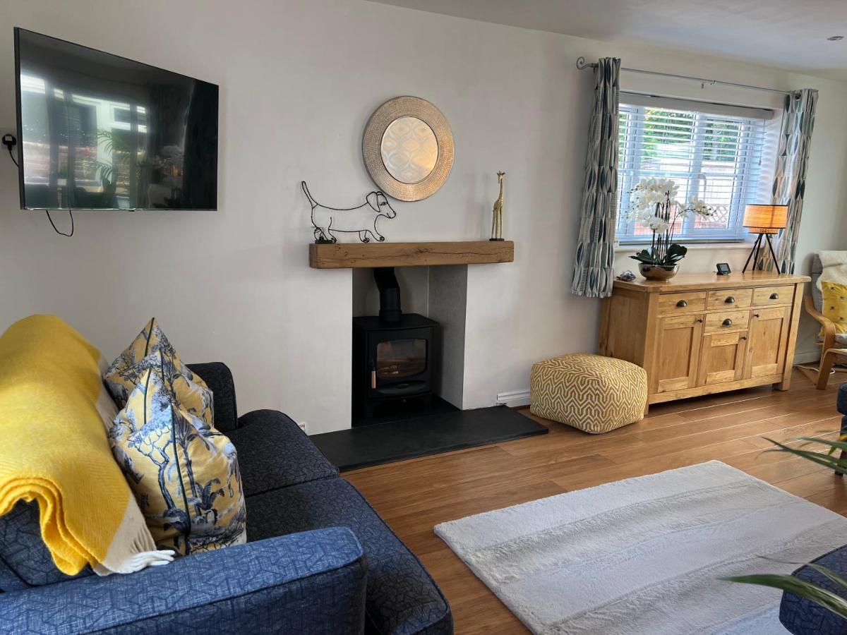 Monty Cottage, Coastal Boutique House Holiday home *