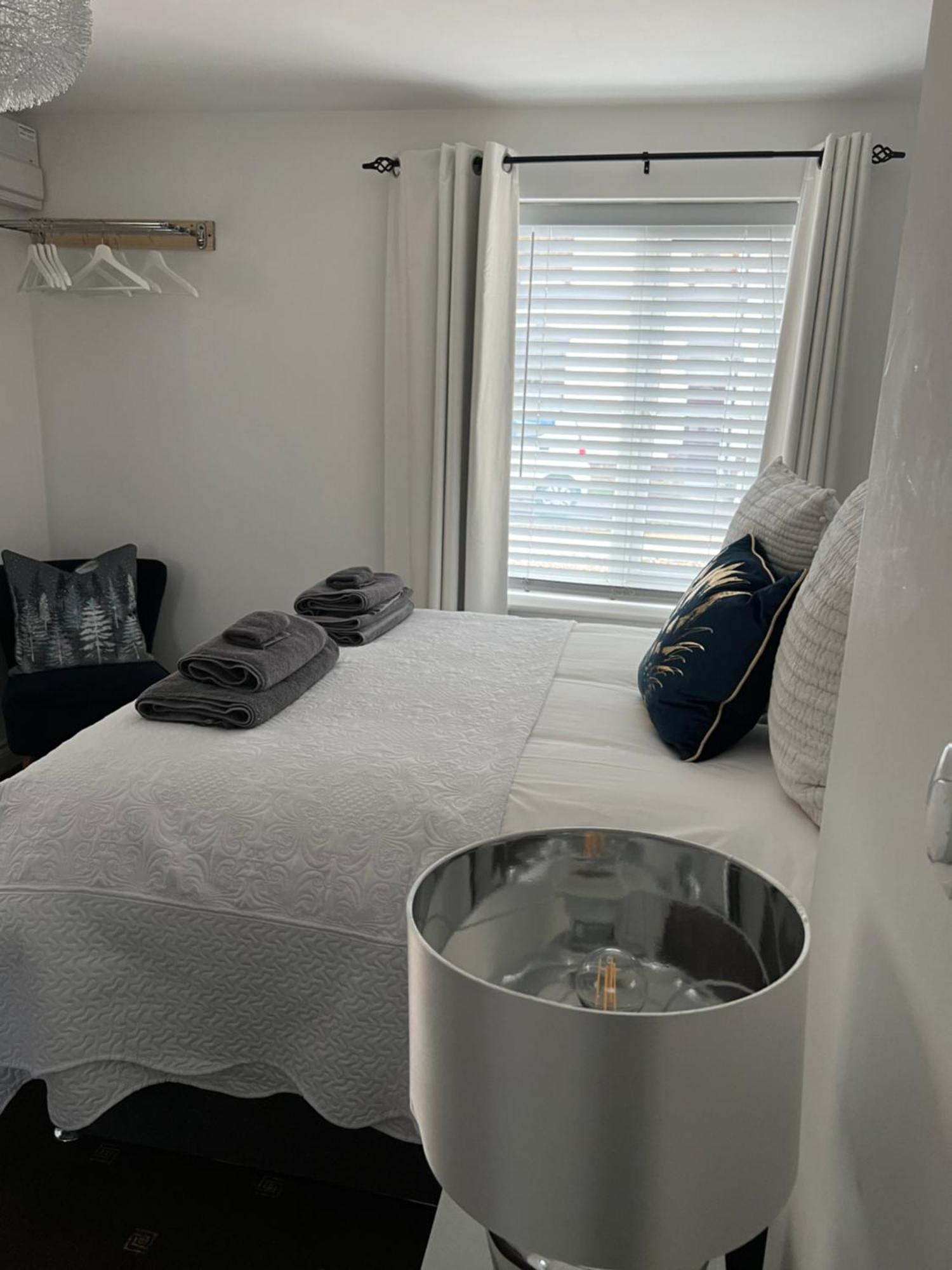 Monty Cottage, Coastal Boutique House